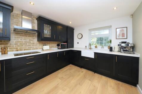 Westbury Lodge Close