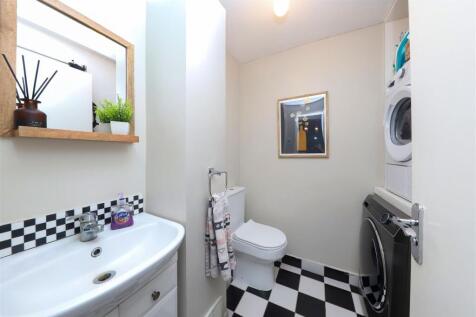 Westbury Lodge Close