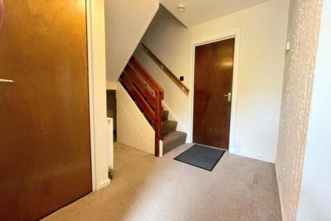 IMG-20250425-WA00...