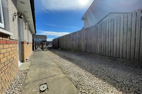 IMG-20250401-WA00...