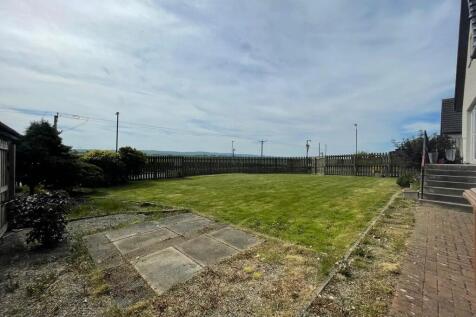 IMG-20250430-WA00...