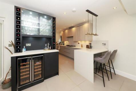 Kitchen/Breakfast area