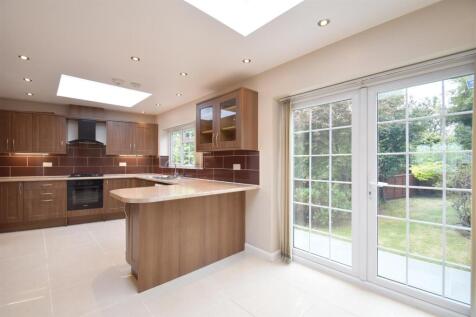 Kitchen/Breakfast Area