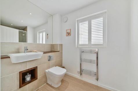 En-suite shower room