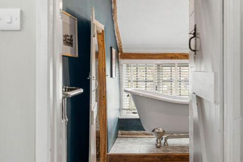 Quin Cottage - 3.jpg