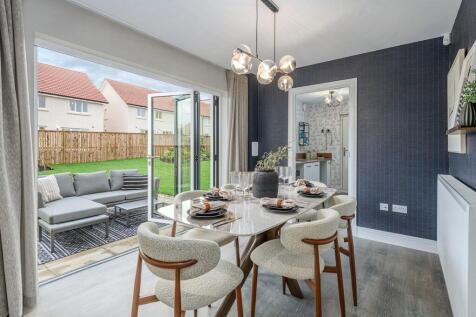 belwood oaks, penicuik