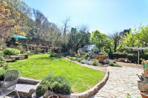 Property Image 11