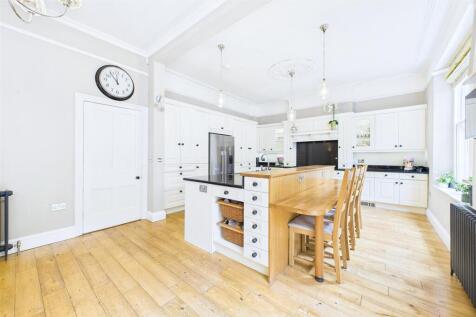 Kitchen, Dining &amp; Family Room