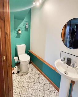 10 East Newfield photo.jpg