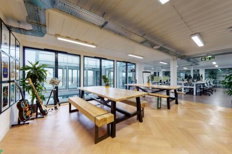 5thFloor212RegentsParkRoad12152020_115938.jpg