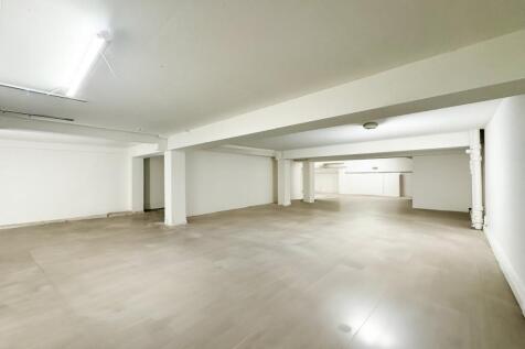 edit1_floor.jpg