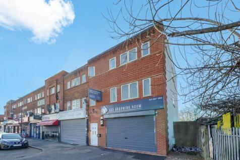 Flat 1 15  15a Empire Parade Great Cambridge Roa