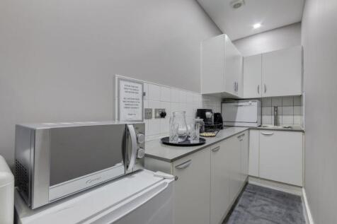 KITCHEN 1.jpg
