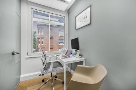 office 13.jpg