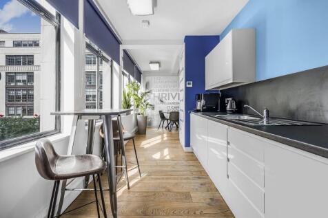 pantry 1.jpg