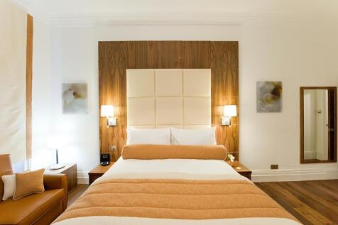 Draycott Imagery_Page_02.jpg