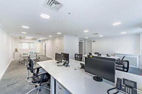8655775interior17800.jpg