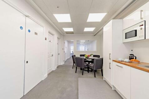 8655775interior07800.jpg