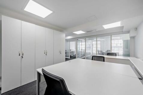 8655793interior22800.jpg