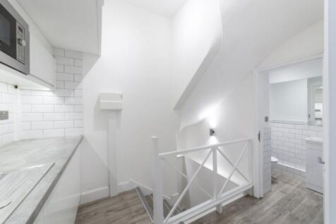 staircase 3.jpg