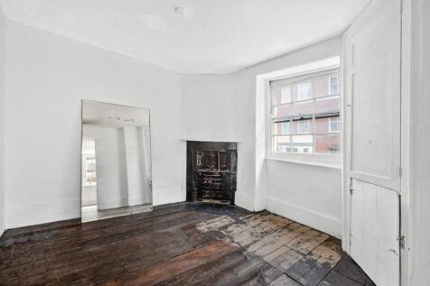 bedroom 3.jpg