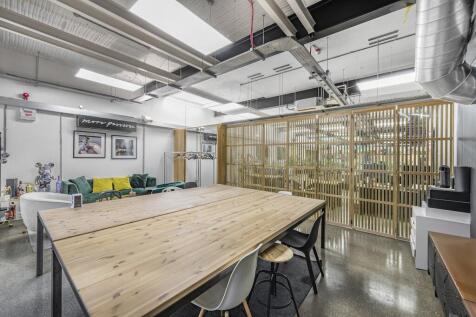 OFFICE 5.jpg