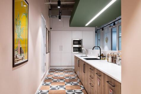 First floor kitchen.jpg