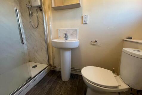 Shower Room.jpg