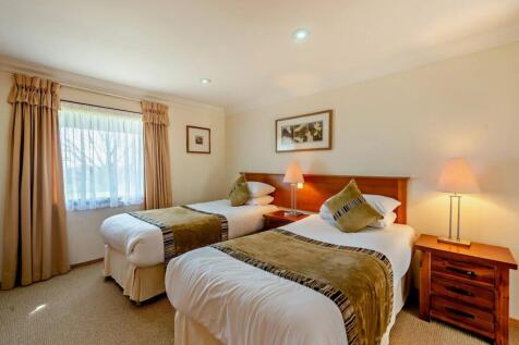 Woodland Lodge  Large.jpg
