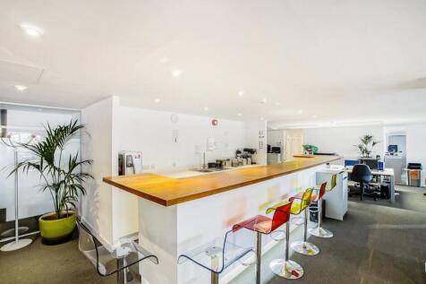 Kitchen 1.jpg