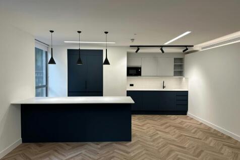 3rd floor  kitchen.jpg