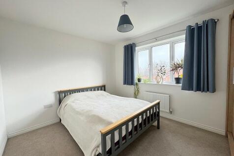 Double Bedroom Tw...
