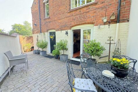 rear courtyard