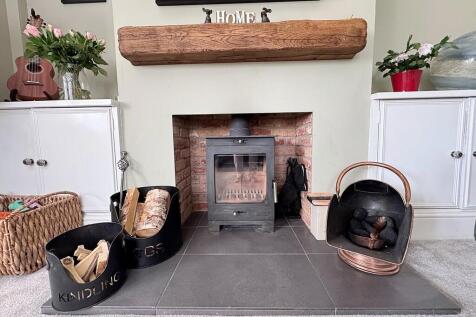 Lounge Log Burner
