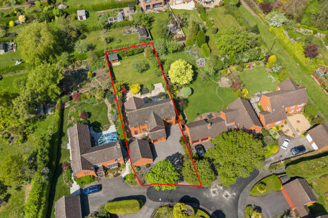 9 Whitefield Clos...