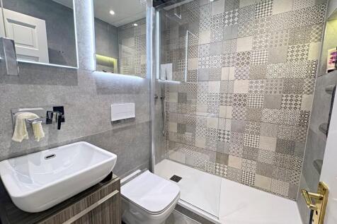 8 - Bathroom