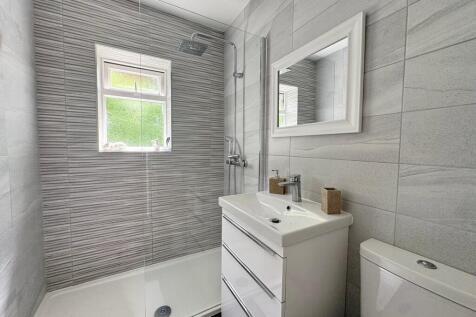 En Suite Shower R...