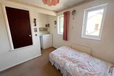 Bedroom and Windo...