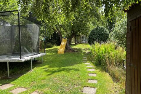 Rear Garden (2)