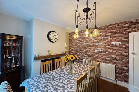 Dining Room (2)