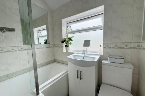 Bathroom (2)