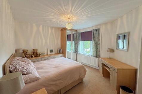 Double Bedroom Fo...