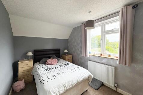 Bedroom (2)