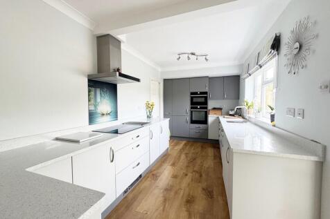 Kitchen 3