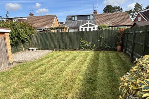 Offa Drive Rear G...