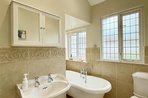 Bathroom with Bat...