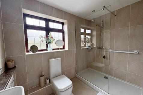 Bathroom (2)