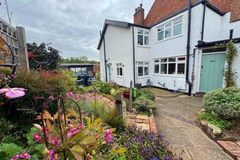 Rear Garden (2)