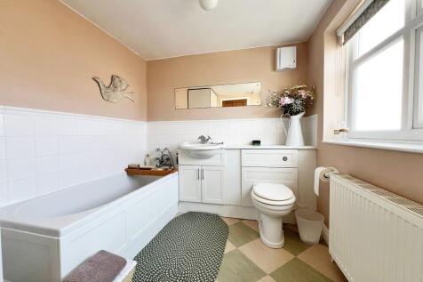Upstairs Bathroom