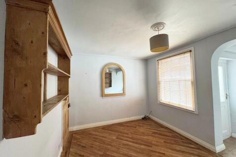 Dining Room (2)